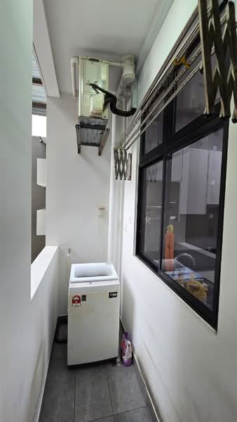Servis Apartment untuk Dijual di Twin Tower Residence - SASER TAN. - Balcony - PropertyGuru.com.my