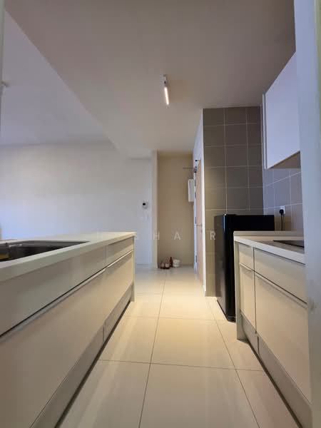 Servis Apartment untuk Dijual di Icon Residenz @ Icon City - Nisha R - Kitchen - PropertyGuru.com.my