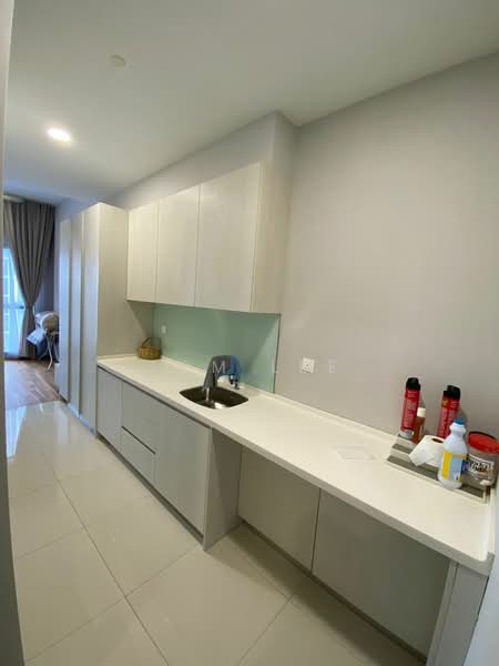 Service Residence for Sale at Tropicana Gardens - Tom Lee - Kitchen - PropertyGuru.com.my