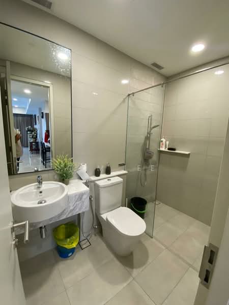 Service Residence for Sale at Cyperus @ Tropicana Gardens - Tom Lee - Bathroom - PropertyGuru.com.my