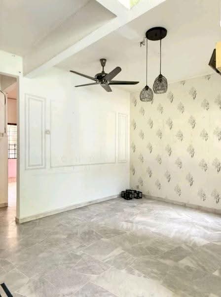 2-storey Terraced House for Sale in Usj 11 (Subang Jaya) - Mohd Aizat Saiful Bahri - Living Room - PropertyGuru.com.my