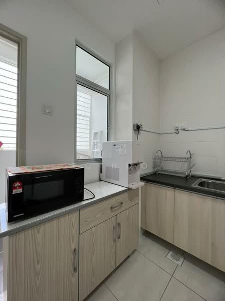 Servis Apartment untuk Disewa di BSP 21 - TC Hoo - Kitchen - PropertyGuru.com.my