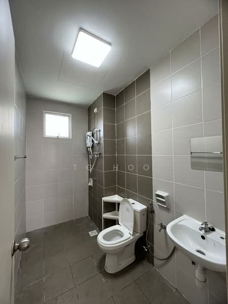 Servis Apartment untuk Disewa di BSP 21 - TC Hoo - Bathroom - PropertyGuru.com.my