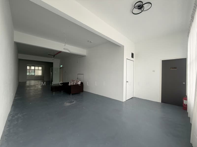 Shop for Rent in Taman Pelangi Indah (Ulu Tiram) - Michelle Kueh - Interior - PropertyGuru.com.my