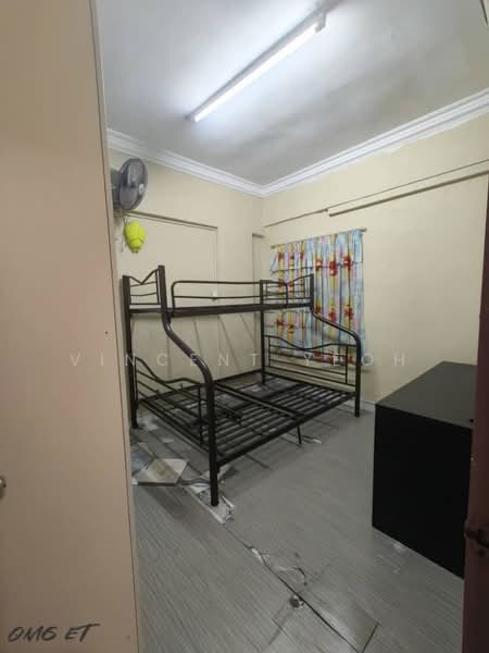 Pangsapuri untuk Disewa di Prima Bayu Apartment - Vincent Yeoh - Bedroom - PropertyGuru.com.my
