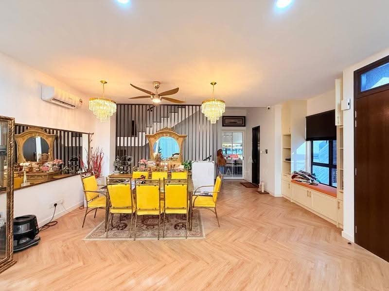 3-storey Terraced House for Sale in Cyberjaya (Selangor) - Mohd Aizat Saiful Bahri - Dining Room - PropertyGuru.com.my