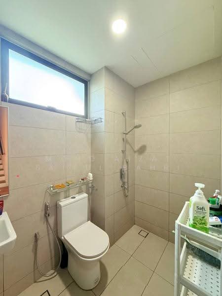 3-storey Terraced House for Sale in Cyberjaya (Selangor) - Mohd Aizat Saiful Bahri - Bathroom - PropertyGuru.com.my