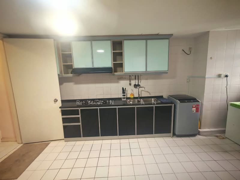 Kondominium untuk Disewa di The Straits View Condominium - Ryan Tan - Kitchen - PropertyGuru.com.my
