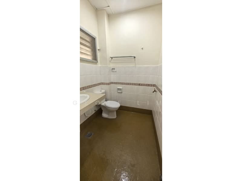 Semi-Detached House for Rent in Taman Desa Baru (Cheras) - Geoff Lim - Bathroom - PropertyGuru.com.my