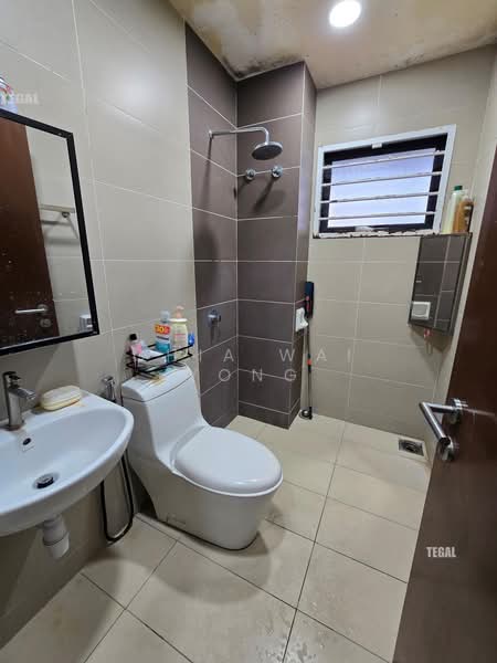 Rumah Berkembar untuk Dijual di Bandar Puteri Klang (Klang) - Chia Wai Yong - Bathroom - PropertyGuru.com.my