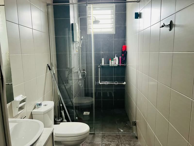 Service Residence for Sale at BSP 21 - TC Hoo - Bathroom - PropertyGuru.com.my