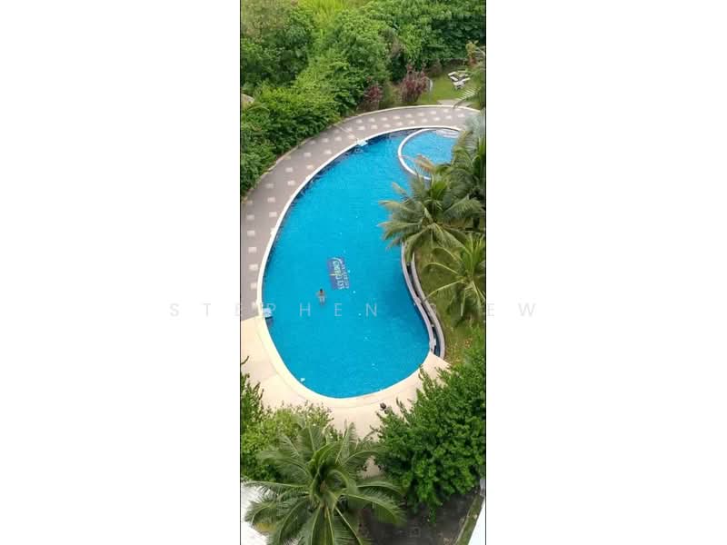Pangsapuri untuk Disewa di Sky Garden Residences - Stephen Siew - Pool - PropertyGuru.com.my