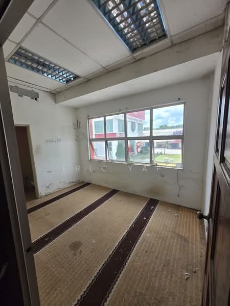 Kedai / Pejabat untuk Dijual di Bandar Puncak Alam (Puncak Alam) - Eric Yap - Interior - PropertyGuru.com.my