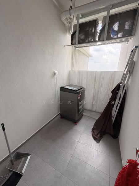 Servis Apartment untuk Disewa di The Goodwood Residence - Li Yeun Pang - Balcony - PropertyGuru.com.my
