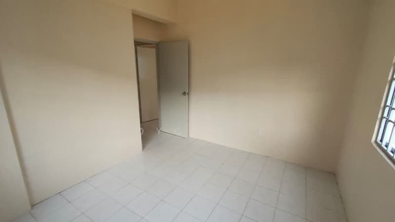 Pangsapuri untuk Dijual di Gambier Heights - Joyce Lee - Bedroom 2 - PropertyGuru.com.my