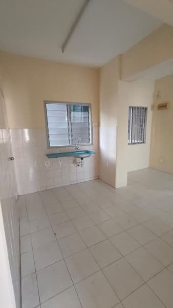 Pangsapuri untuk Dijual di Gambier Heights - Joyce Lee - Kitchen - PropertyGuru.com.my
