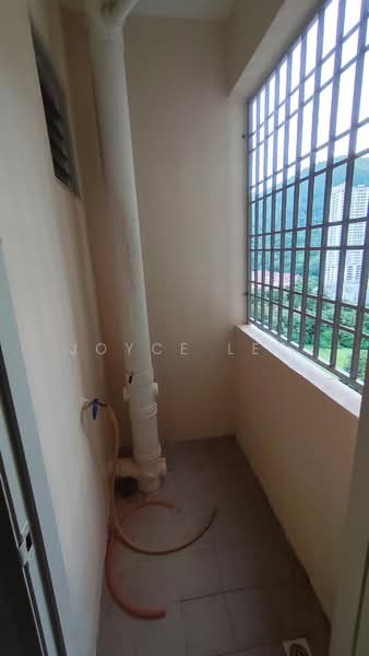 Pangsapuri untuk Dijual di Gambier Heights - Joyce Lee - Dry Yard - PropertyGuru.com.my