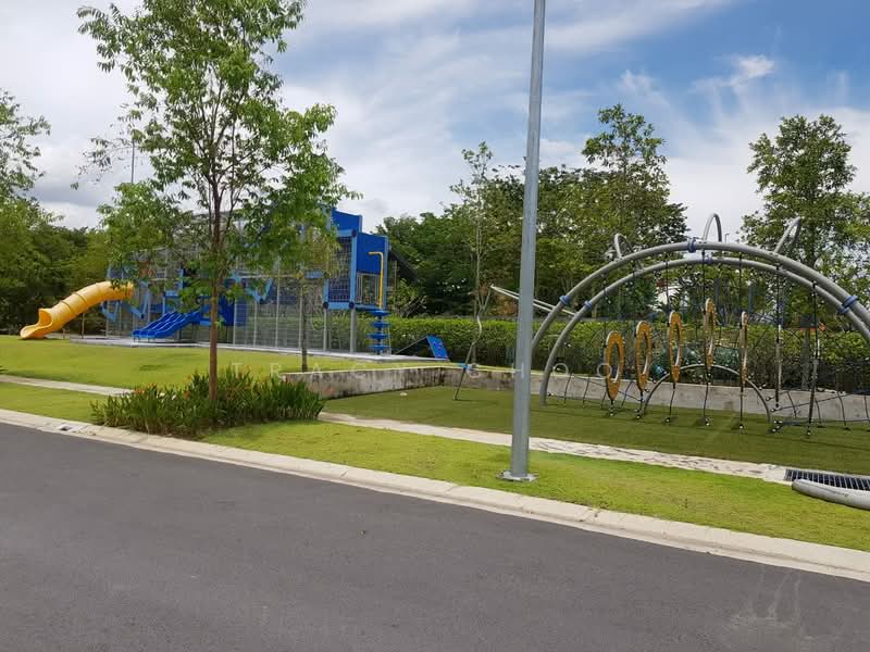 Rumah Teres 3 Tingkat untuk Dijual di Bandar Nusaputra (Puchong) - Tracy Choo - Exterior - PropertyGuru.com.my
