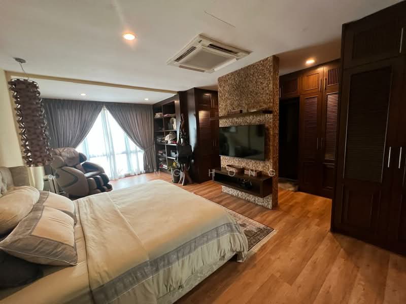 Bungalow for Sale in Bukit Rahman Putra (Sungai Buloh) - Keng Hong - Bedroom - PropertyGuru.com.my