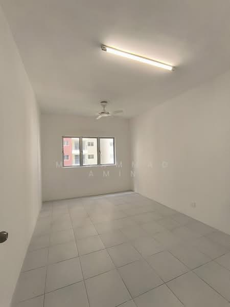 Kondominium untuk Disewa di Residensi Sateria - Muhammad Amin - Interior - PropertyGuru.com.my
