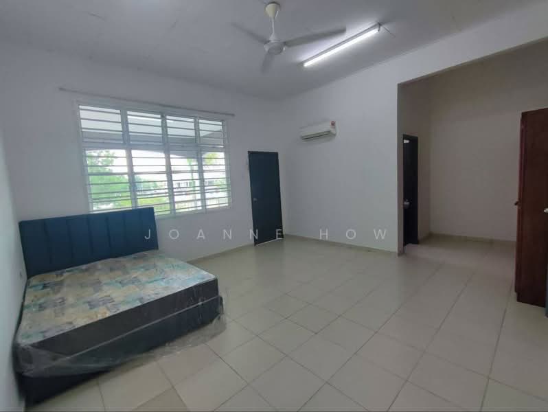 Rumah Teres 2 Tingkat untuk Dijual di Taman Krubong Utama (Krubong) - Joanne How - Bedroom - PropertyGuru.com.my