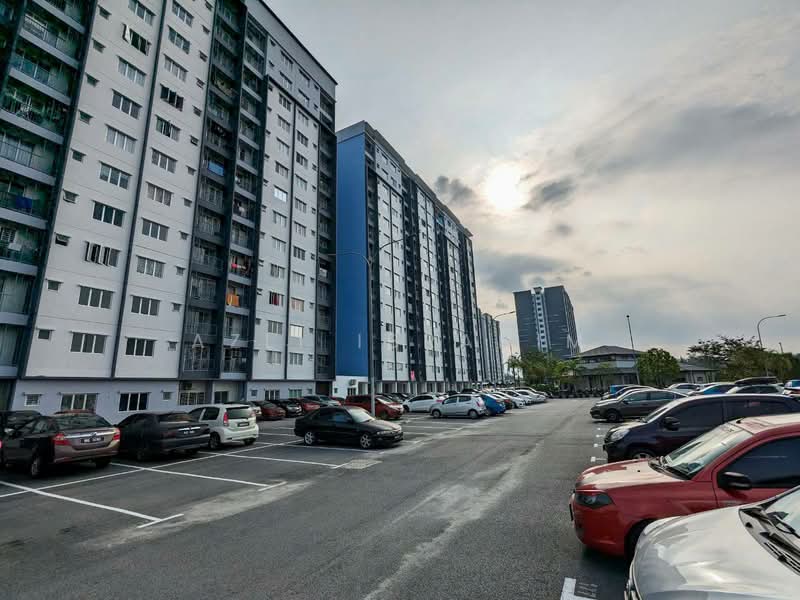 Kondominium untuk Dijual di D'Kristal Apartment (Pangsapuri D'Kristal) - Azli Ibrahim - Exterior - PropertyGuru.com.my
