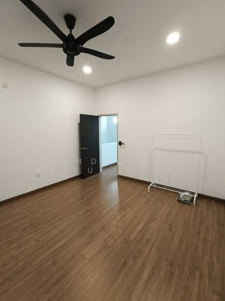 Rumah Teres 2-Tingkat untuk Dijual di Dengkil (Selangor) - Mohd Aizat Saiful Bahri - Interior - PropertyGuru.com.my