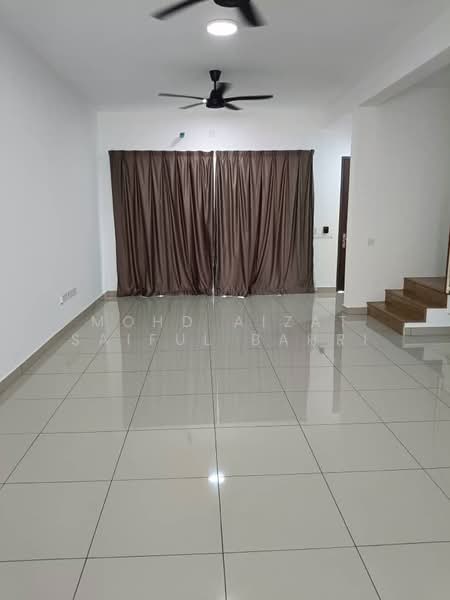 Rumah Teres 2-Tingkat untuk Dijual di Dengkil (Selangor) - Mohd Aizat Saiful Bahri - Living Room - PropertyGuru.com.my