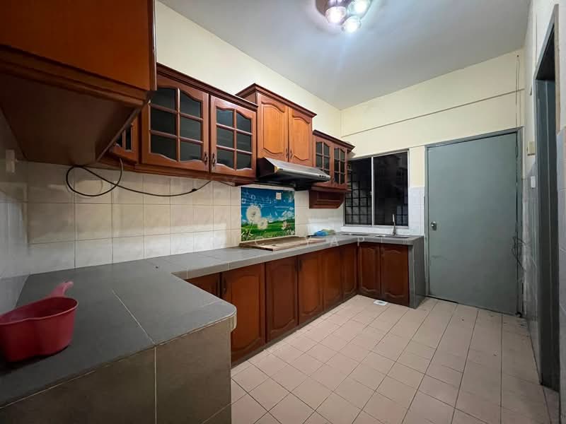 2-storey Terraced House for Sale in Kota Kemuning (Shah Alam) - Eric Yap - Kitchen - PropertyGuru.com.my