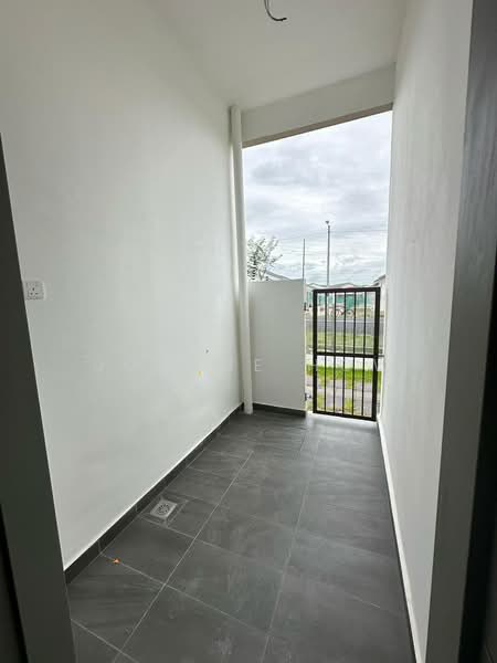 Rumah Teres untuk Disewa di Tanjong Minyak (Melaka) - Joanne How - Exterior - PropertyGuru.com.my