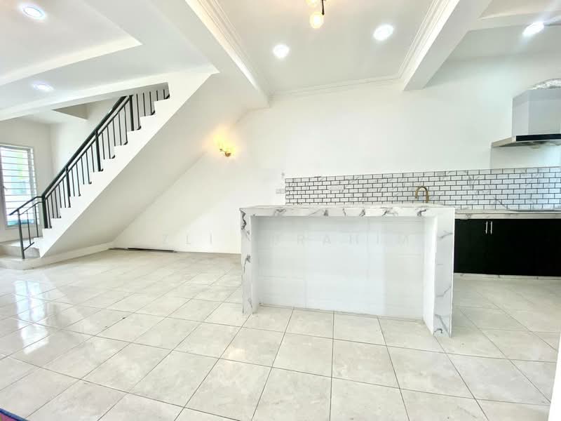 2-storey Terraced House for Sale in Taman Tasik Semenyih (Semenyih) - Azli Ibrahim - Interior - PropertyGuru.com.my