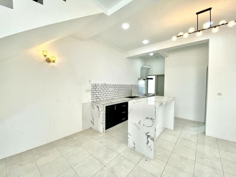 2-storey Terraced House for Sale in Taman Tasik Semenyih (Semenyih) - Azli Ibrahim - Kitchen - PropertyGuru.com.my