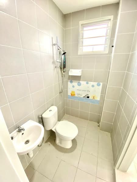 2-storey Terraced House for Sale in Taman Tasik Semenyih (Semenyih) - Azli Ibrahim - Bathroom - PropertyGuru.com.my
