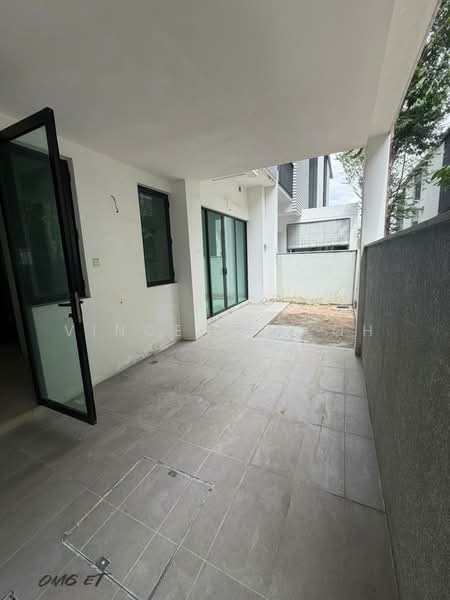Rumah Teres untuk Dijual di Duta Villa (Setia Alam) - Vincent Yeoh - Exterior - PropertyGuru.com.my