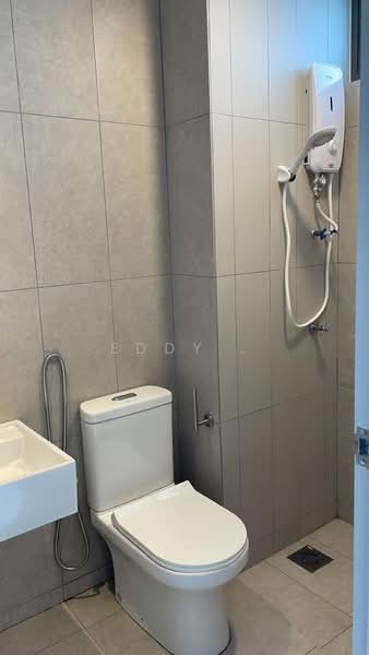 Kondominium untuk Disewa di Sky Awani Residensi 1 - Eddy . - Bathroom - PropertyGuru.com.my