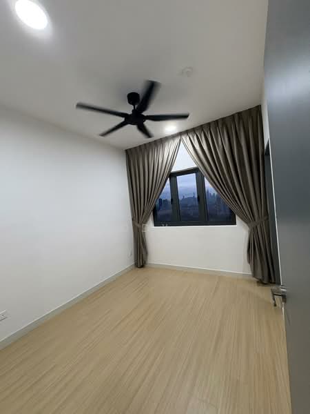 Kondominium untuk Disewa di Sky Awani Residensi 1 - Eddy . - Bedroom - PropertyGuru.com.my