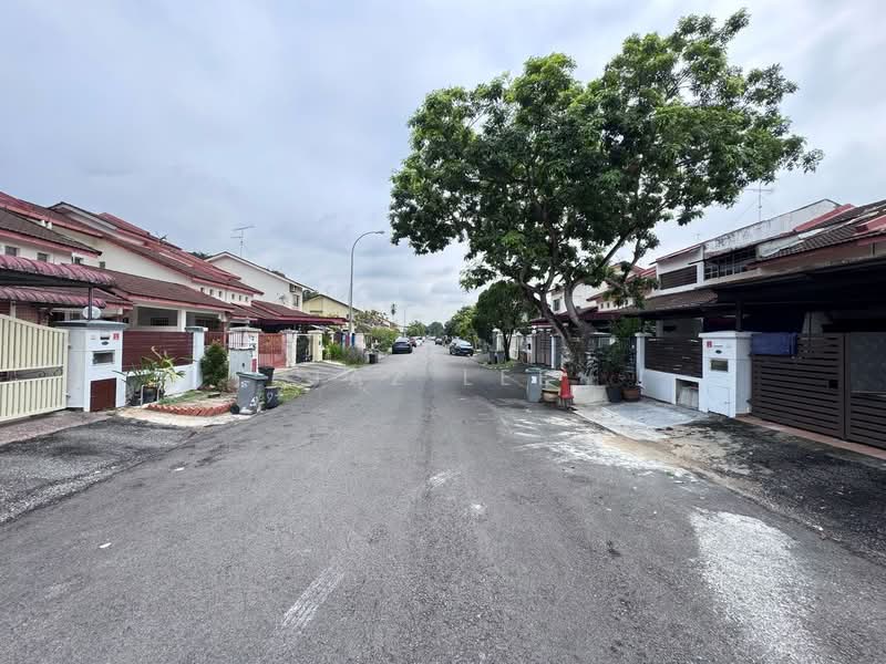 1.5-storey Terraced House for Sale in Mutiara Rini (Skudai) - Jaz Lee - PropertyGuru.com.my
