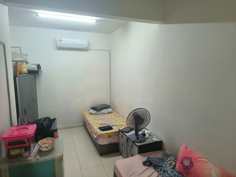 2-storey Terraced House for Sale in Taman Daya (Johor Bahru) - Ah Liang - Bedroom - PropertyGuru.com.my