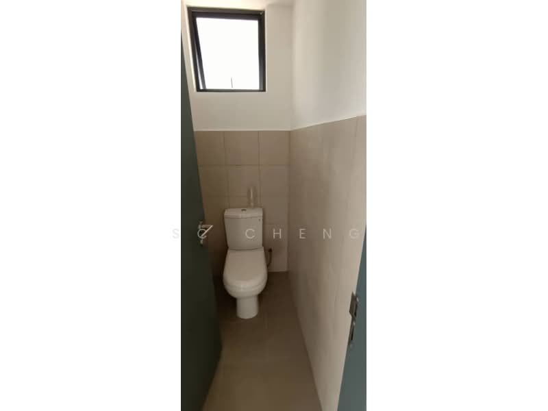 Shop / Office for Rent in Iskandar Puteri (Nusajaya) (Johor) - SC Cheng - Bathroom - PropertyGuru.com.my