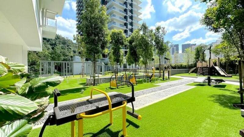 Servis Apartment untuk Dijual di Hampton Height Damansara - Vancs Chai - Exterior - PropertyGuru.com.my