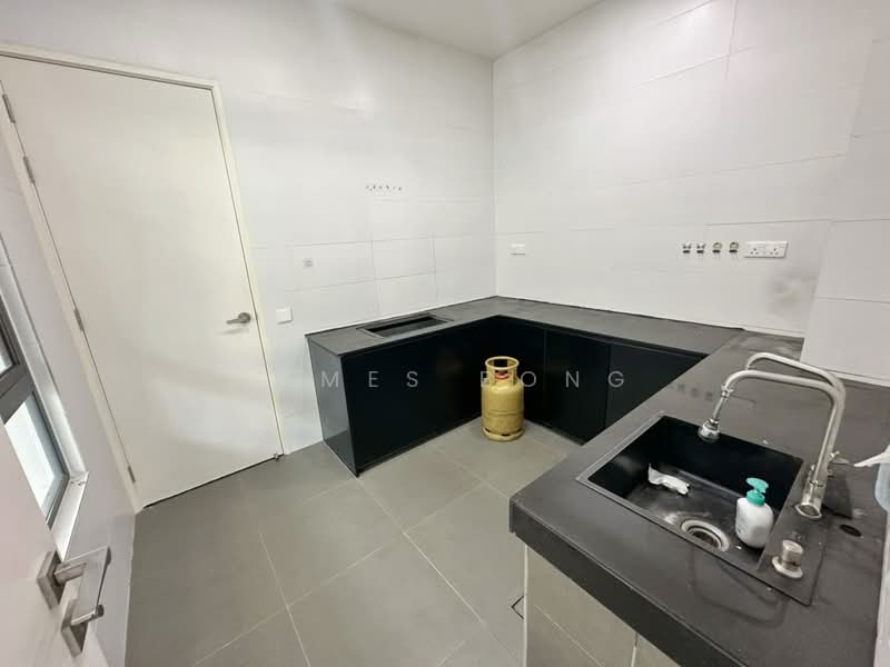Rumah Kluster untuk Dijual di Eco Botanic 2 (Iskandar Puteri (Nusajaya)) - James Bong - Kitchen - PropertyGuru.com.my