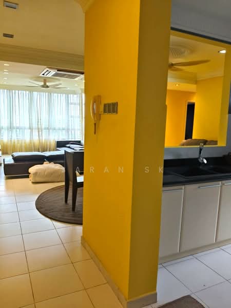 Condominium for Sale at The Tamarind - Saran SK - Living Room - PropertyGuru.com.my