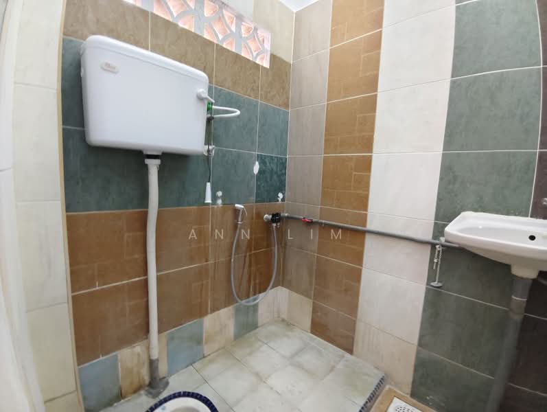 Kedai / Pejabat untuk Disewa di Taman Malim Jaya (Bachang) - Ann Lim - PropertyGuru.com.my