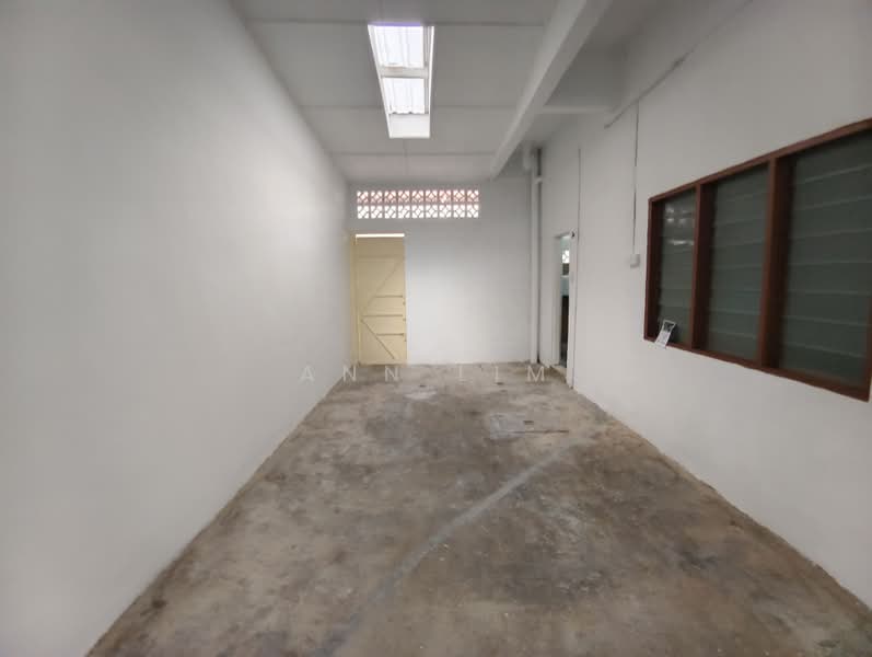 Kedai / Pejabat untuk Disewa di Taman Malim Jaya (Bachang) - Ann Lim - PropertyGuru.com.my