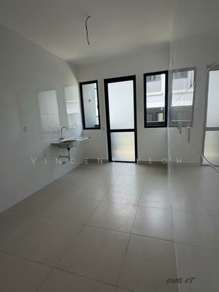 Townhouse for Sale in Shah Alam (Selangor) - Vincent Yeoh - Kitchen - PropertyGuru.com.my