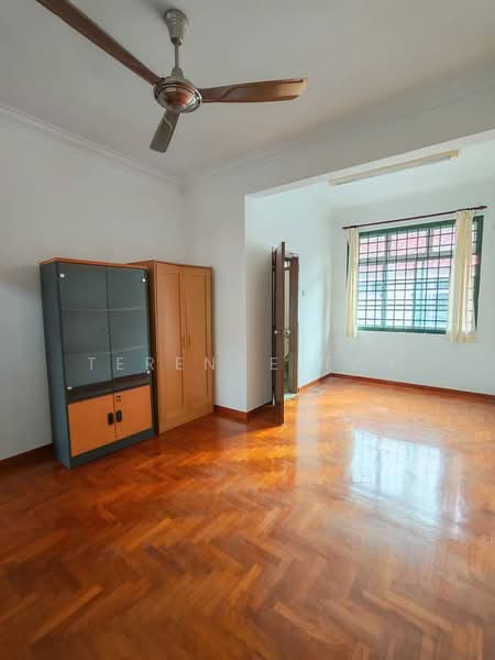 Rumah Teres 2 Tingkat untuk Dijual di Taman Gaya (Ulu Tiram) - Terence Tan - PropertyGuru.com.my
