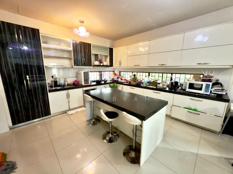 Rumah Berkembar untuk Dijual di Taman Tropika 2 (Kajang) - Azli Ibrahim - Kitchen - PropertyGuru.com.my