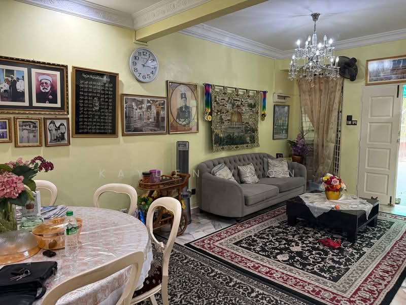 2-storey Terraced House for Sale in Bandar Baru Uda (Tampoi) - Kayden Voon - Living Room - PropertyGuru.com.my