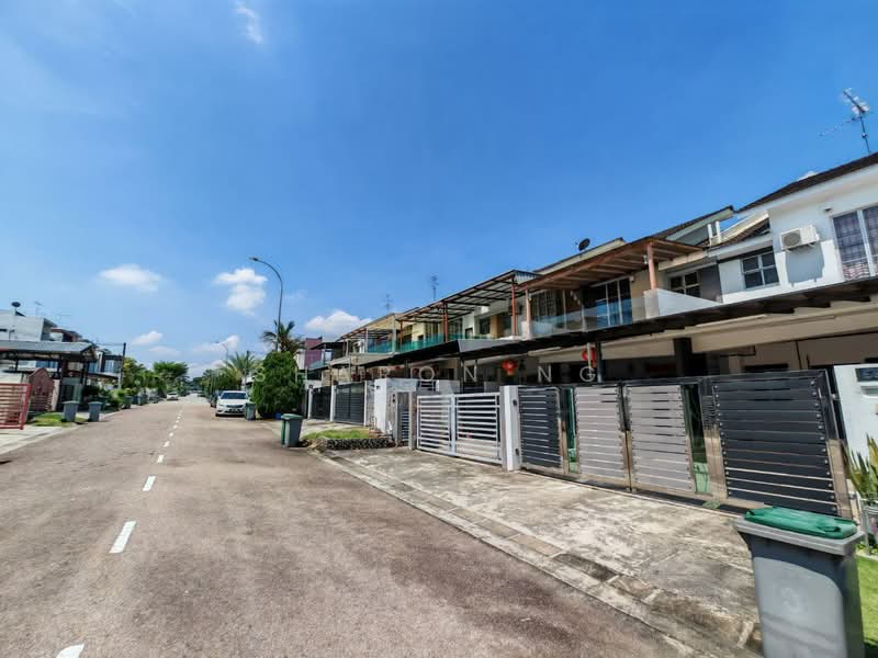 Rumah Teres 2 Tingkat untuk Dijual di Taman Setia Indah (Tebrau) - Sharon Ng - Exterior - PropertyGuru.com.my