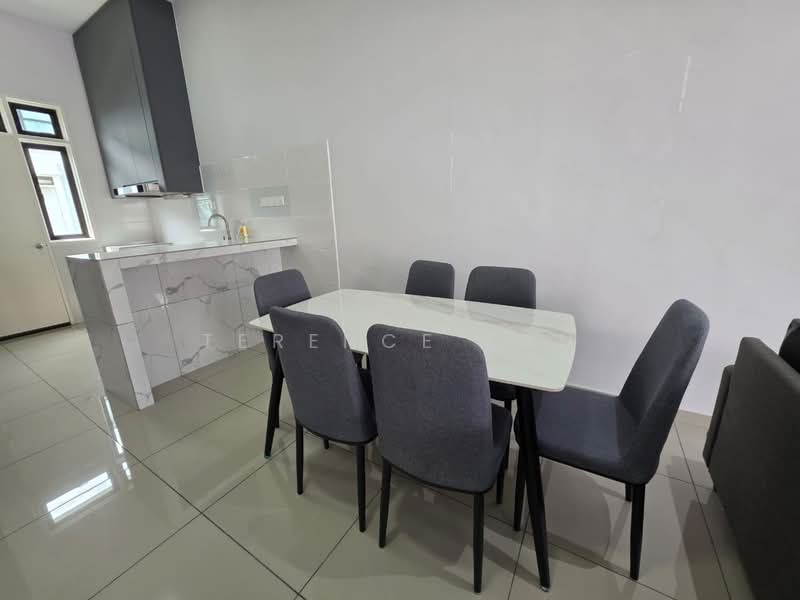Rumah Teres 2 Tingkat untuk Disewa di Kota Masai (Pasir Gudang) - Terence Tan - Kitchen - PropertyGuru.com.my